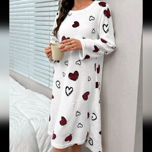 Flannel Heart Print Oversized Long Sleeve T-Shirt Nightgown